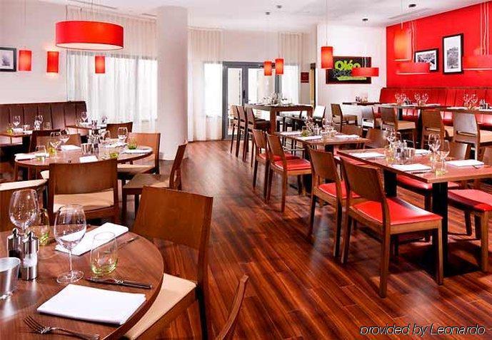 Courtyard By Marriott Paris Arcueil Hotel Restaurante foto