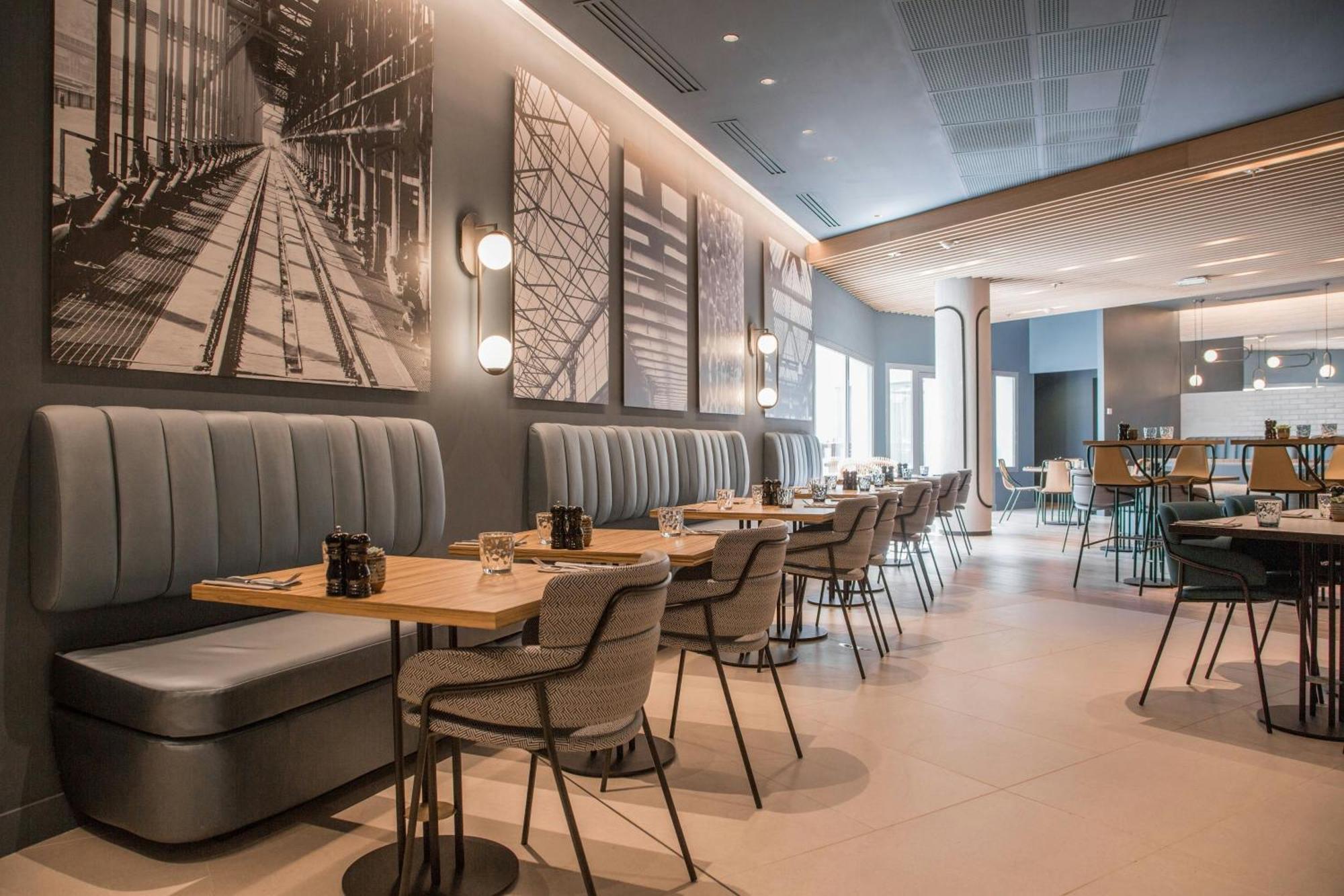 Hotel Courtyard By Marriott Paris Arcueil Exterior foto